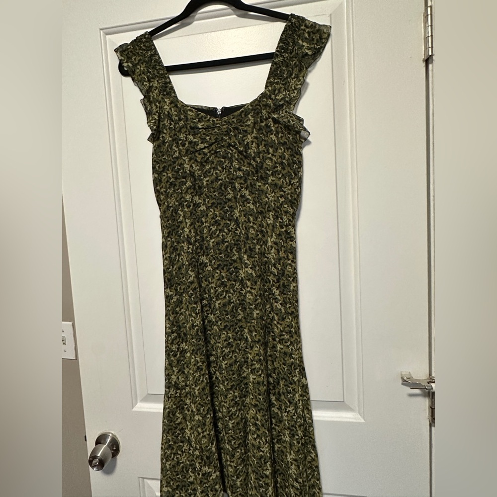 Elegant Green Floral Dress